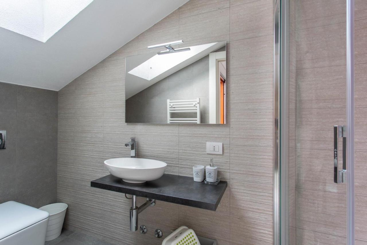 New Eleven Apartment On Como Lake Oliveto Lario Exterior photo